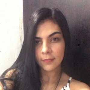 Meet your Posher, Yajaira